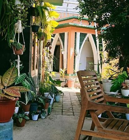 Latansa Homestay Banyuwangi  Bagian luar foto