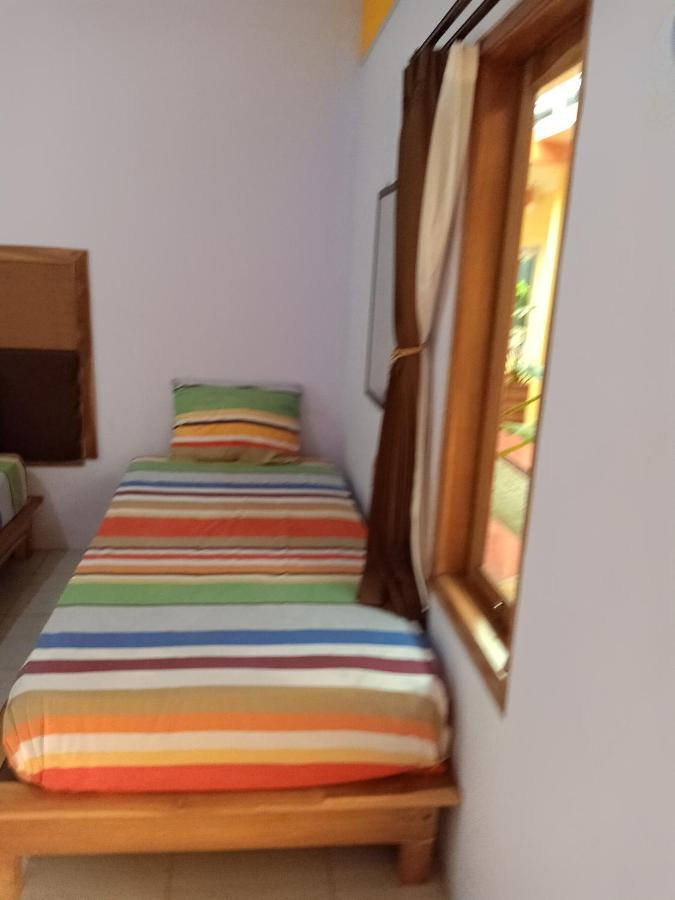 Latansa Homestay Banyuwangi  Bagian luar foto